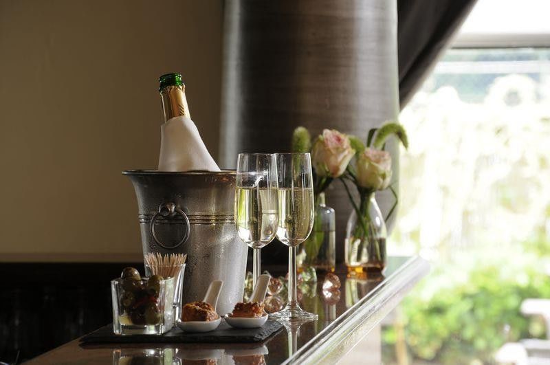 Fletcher Hotel-Restaurant De Reiskoffer Bosschenhoofd Εξωτερικό φωτογραφία